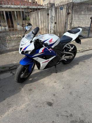 HONDA CBR 600RR HONDA CBR 600RR